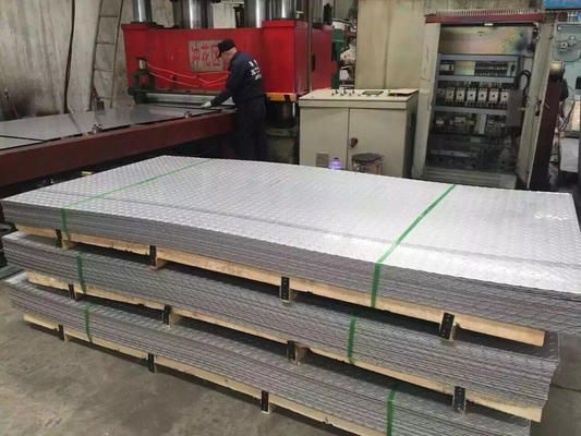 Embossed HL 201 Stainless Steel Plates Sheet BA 2B 8K AISI 304 50mm